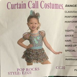 Girls dance costume. Simple polka dot leotard. Child Small